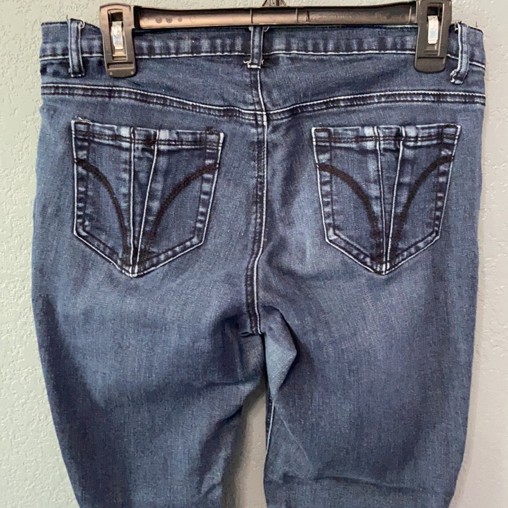 SOLD Maternity Jeans - Picture 3 of 4